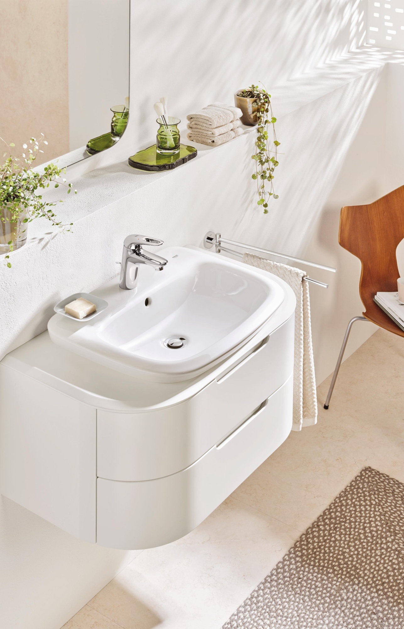 Смеситель Grohe Eurostyle New 33558003 для раковины