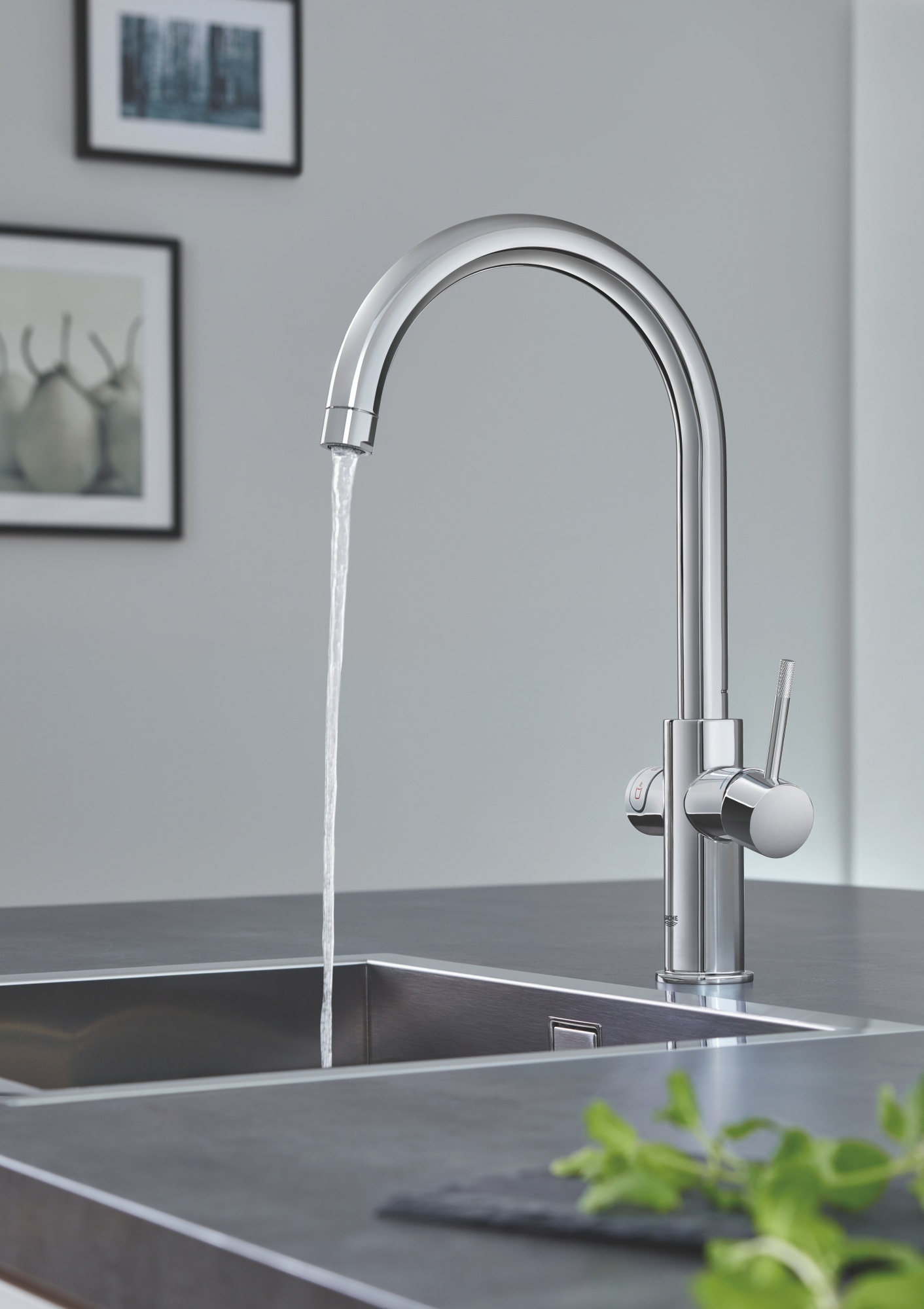 Смеситель Grohe Red II Duo 30079001 для кухни