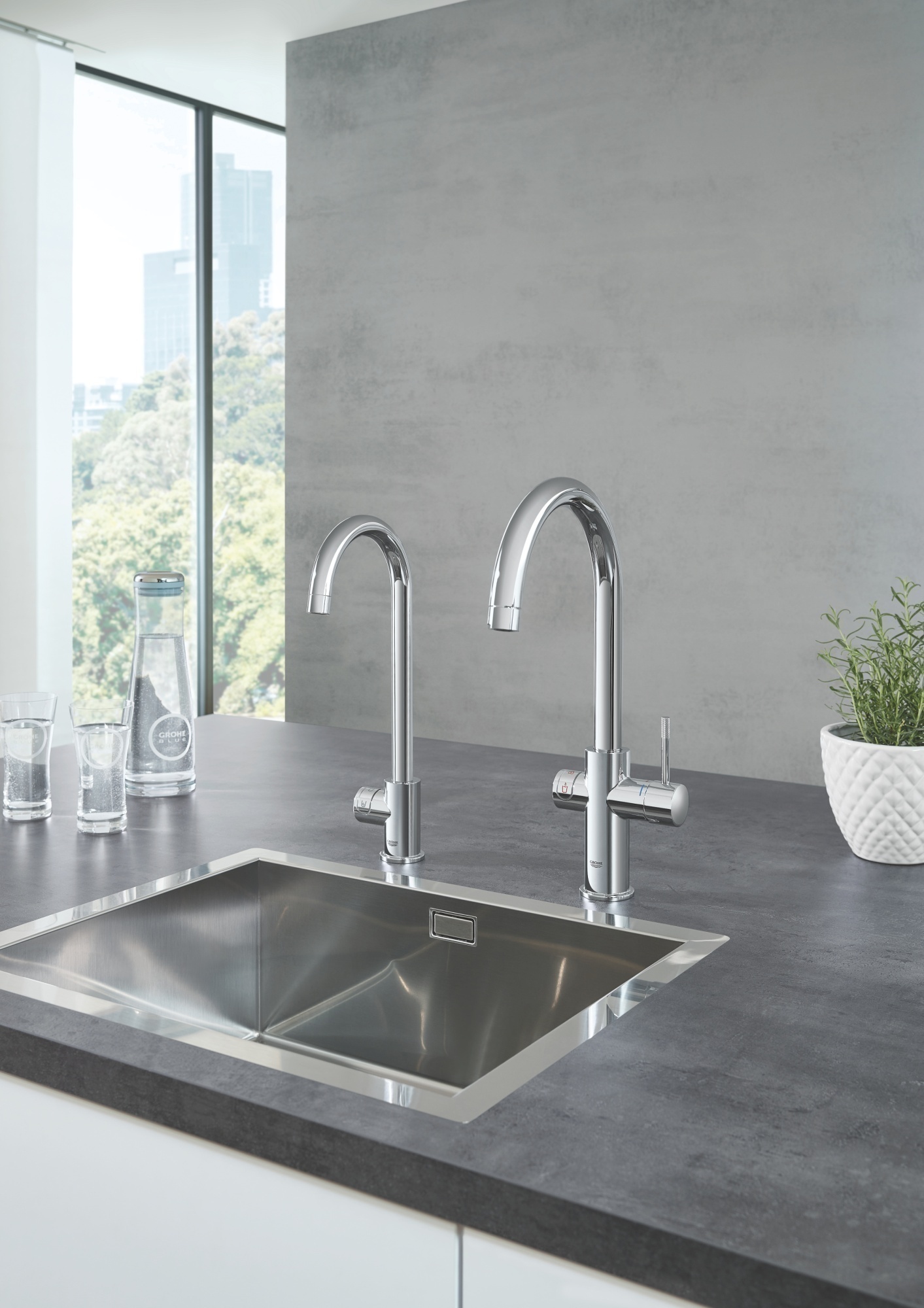 Смеситель Grohe Red II Duo 30079001 для кухни