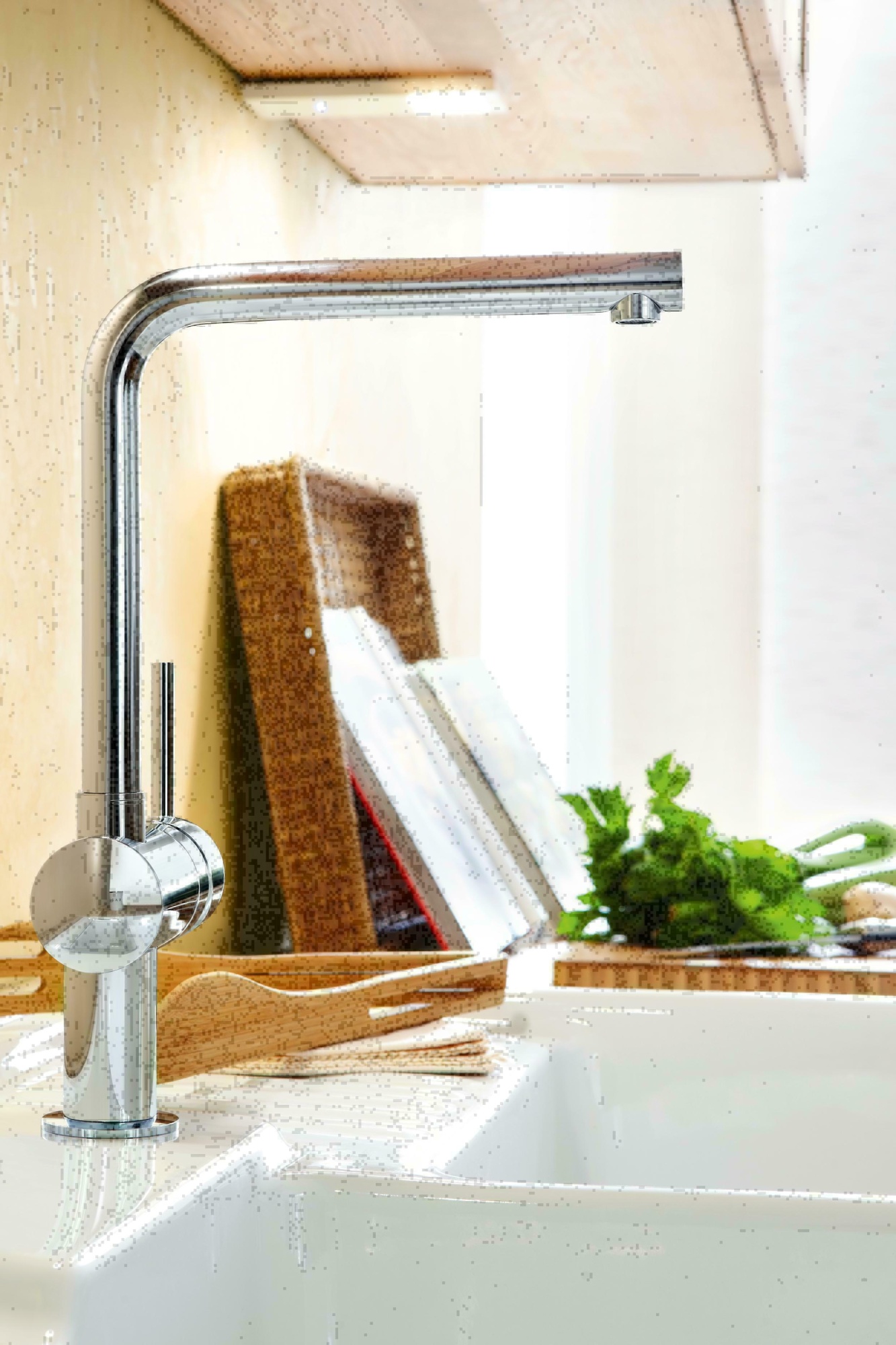 Смеситель Grohe Minta 31375000 для кухни