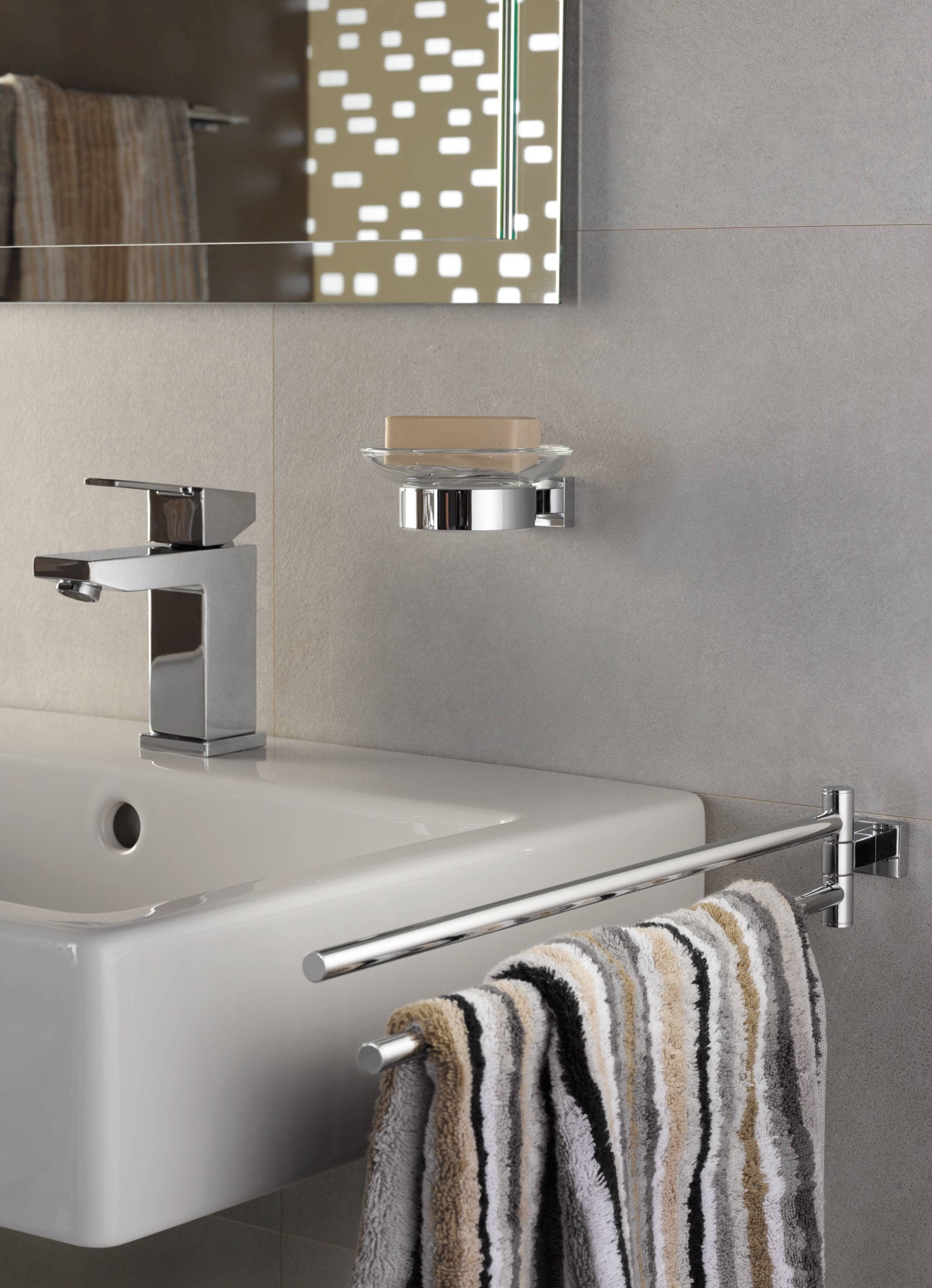 Держатель для стакана Grohe Cube 40508001