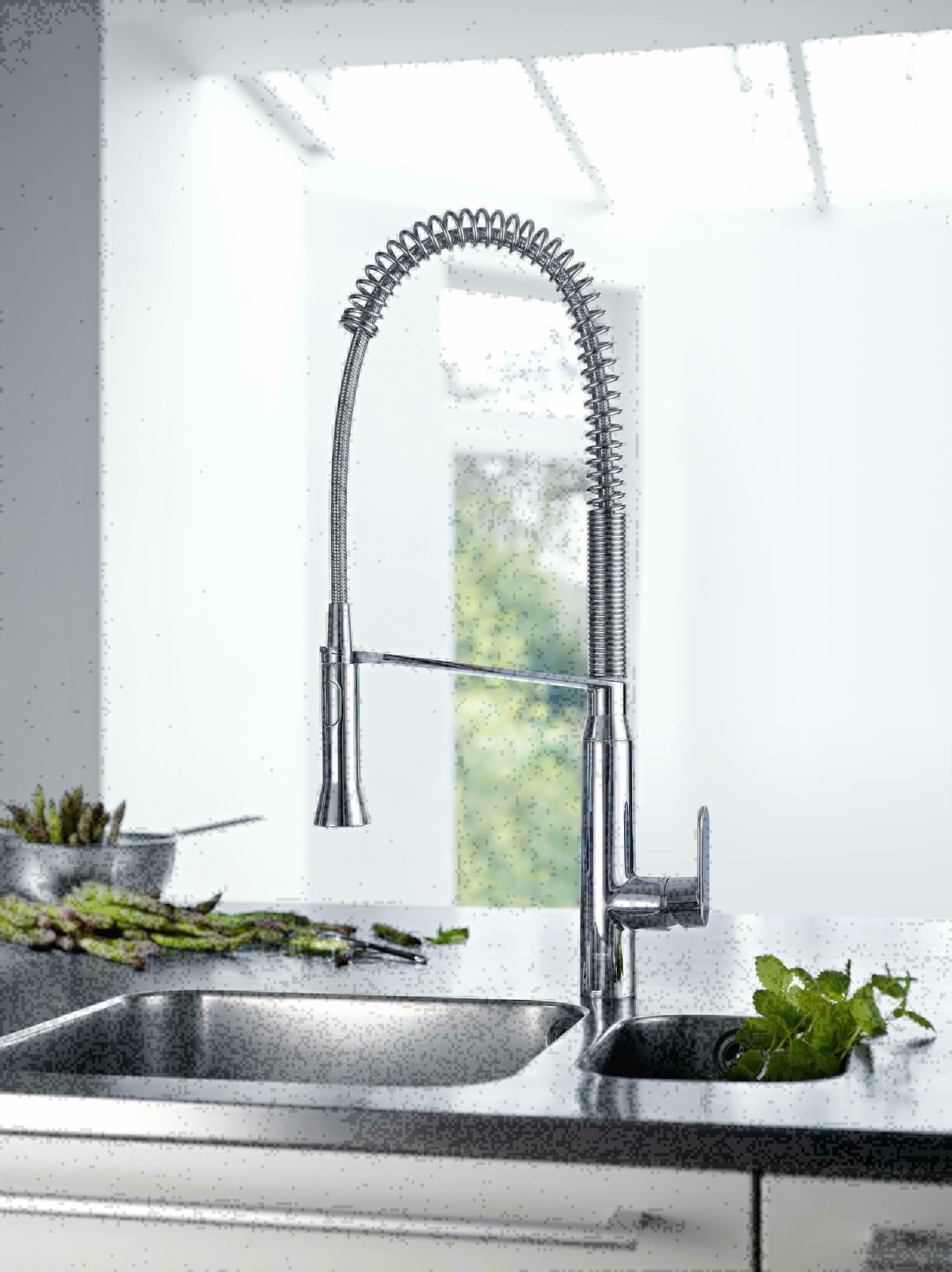 Смеситель Grohe K7 32950000 для кухни